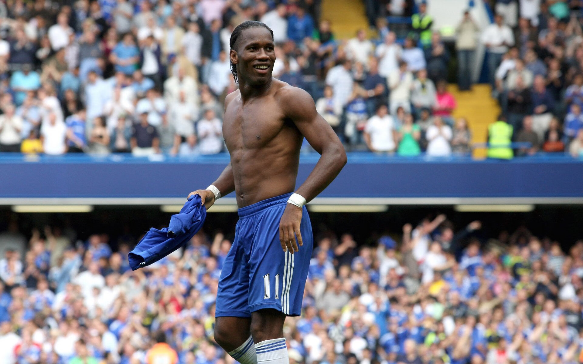 AYX体育官网-浓眉表示保持健康是赛季最大挑战，浓眉在哪场比赛中上场时间最短